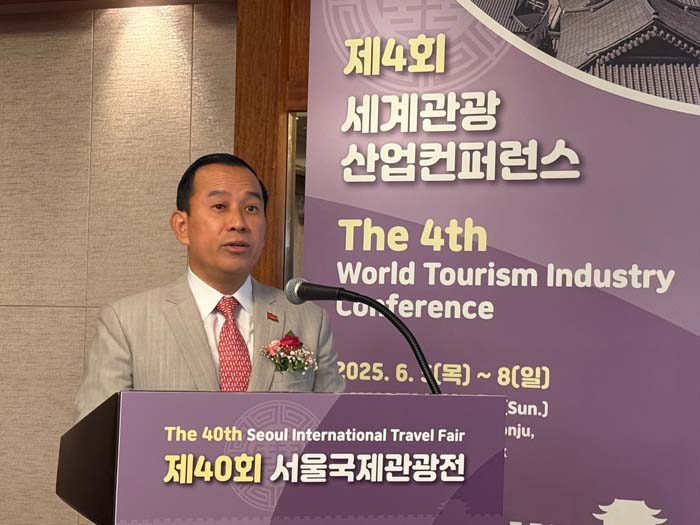 에디터 사진