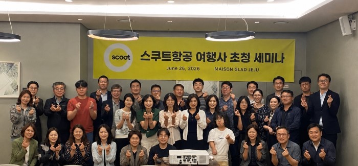 에디터 사진